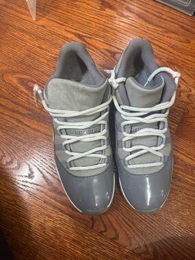 Jordan Men's Sneakers in Grey with Light Grey Laces